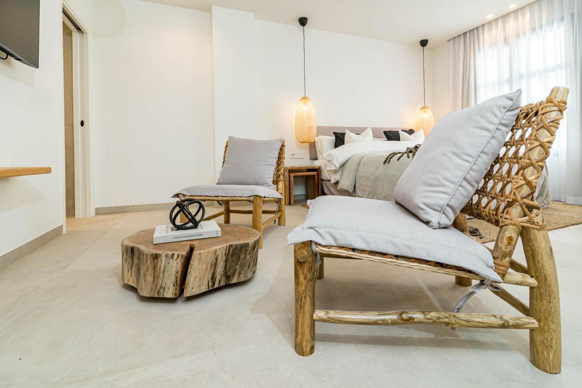 Seaclub Suites 埃斯特波纳 外观 照片