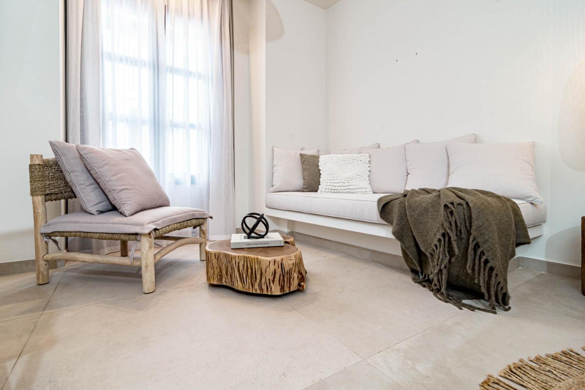 Seaclub Suites 埃斯特波纳 外观 照片