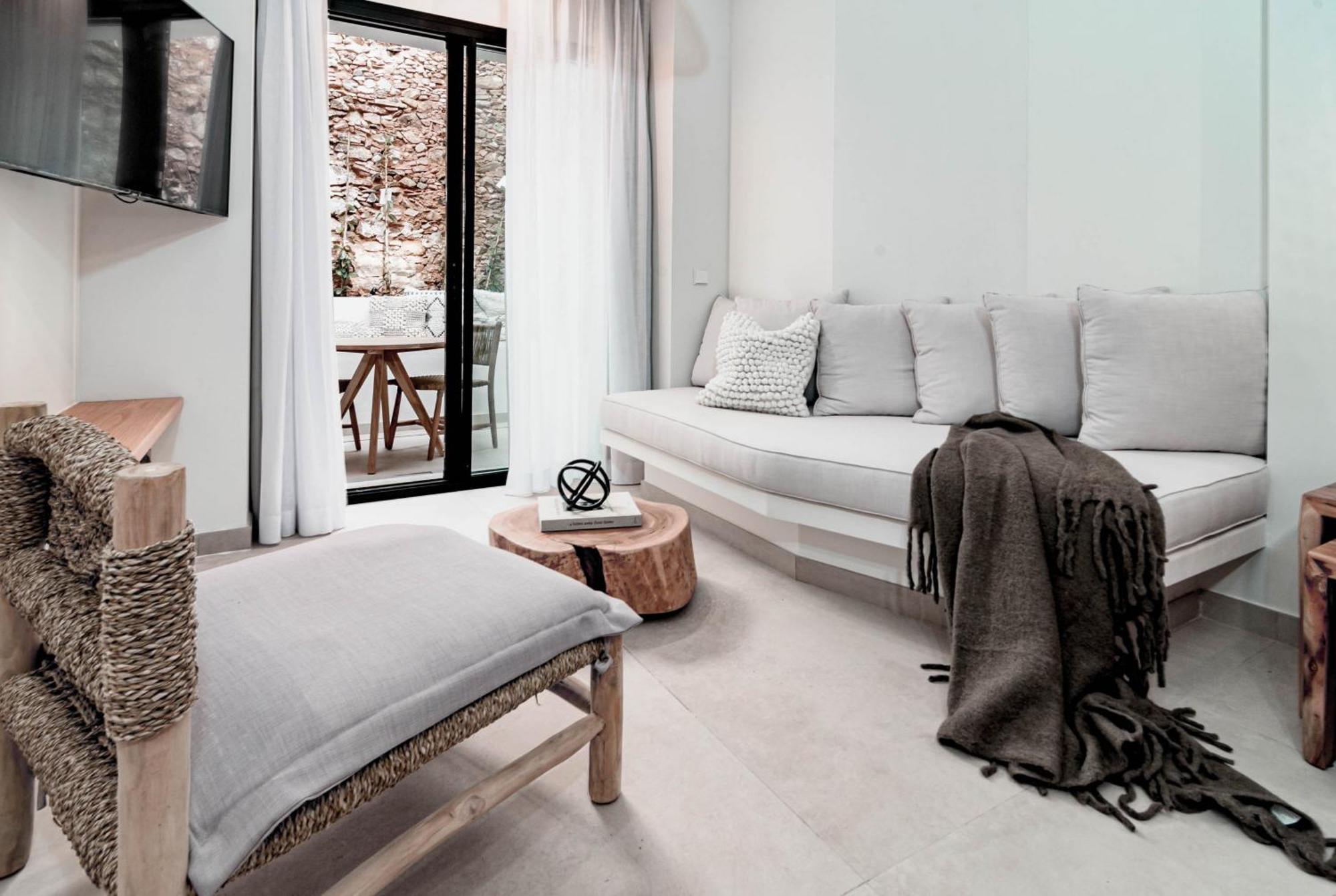 Seaclub Suites 埃斯特波纳 外观 照片