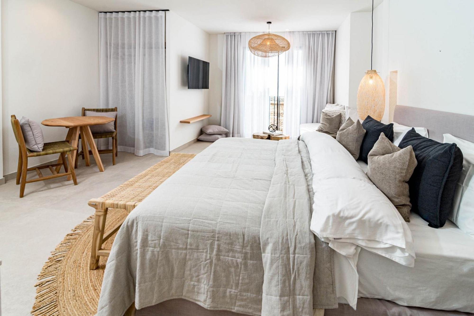 Seaclub Suites 埃斯特波纳 外观 照片